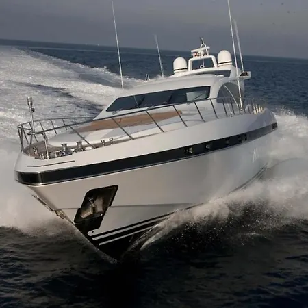 Bateau Mangusta 92 Πλωτό κατάλυμα
